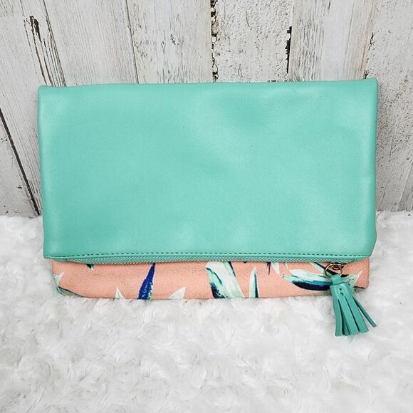 Rachel Pally FABFITFUN Reversible Tropical Floral Green Clutch Bag - Picture 1 of 8
